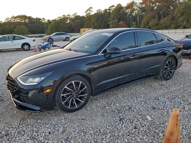 Фото 1 - HYUNDAI SONATA