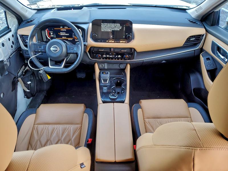 Фото 8 - NISSAN ROGUE