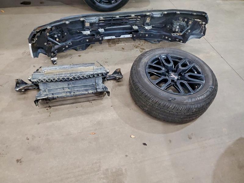 Фото 12 - GMC SIERRA