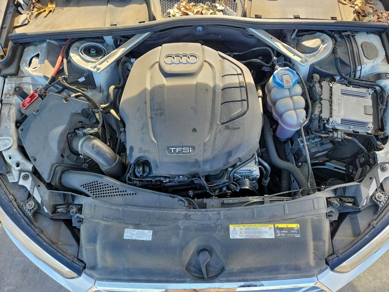 Фото 11 - AUDI A4