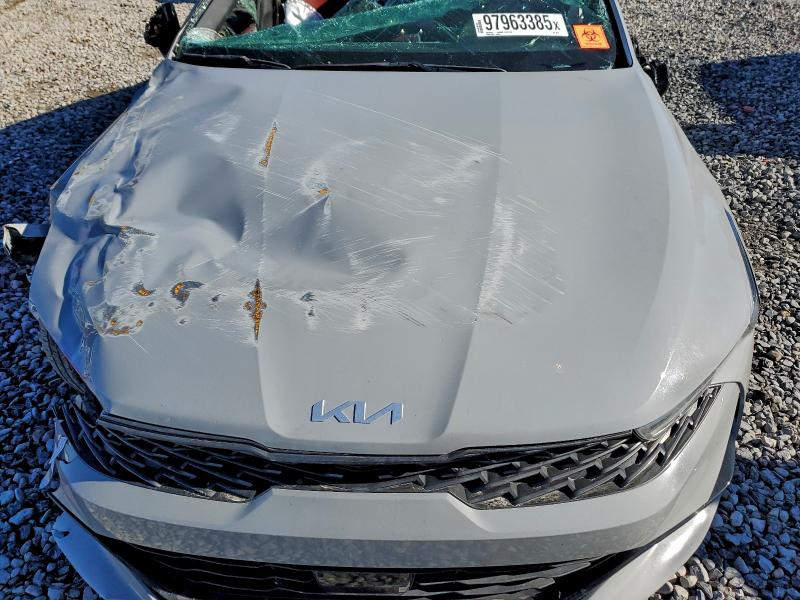 Фото 11 - KIA K5