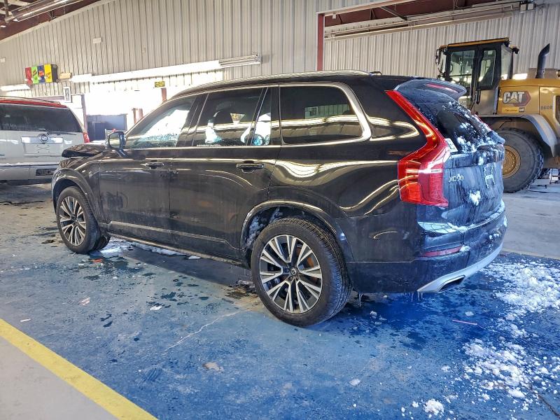 Фото 2 - VOLVO XC90