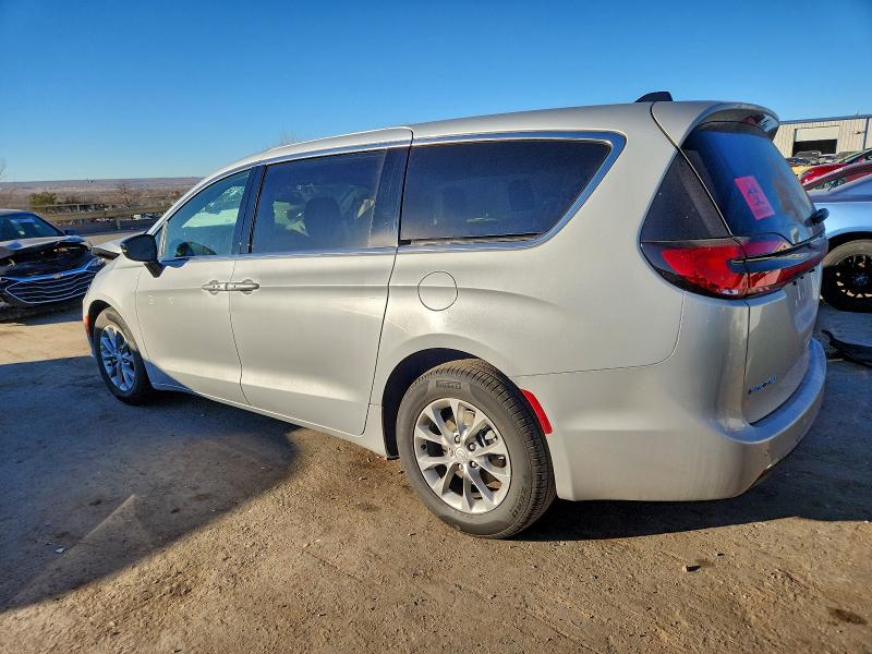 Фото 2 - CHRYSLER PACIFICA