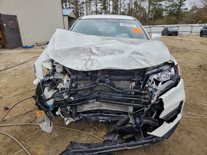 Фото 5 - NISSAN ROGUE