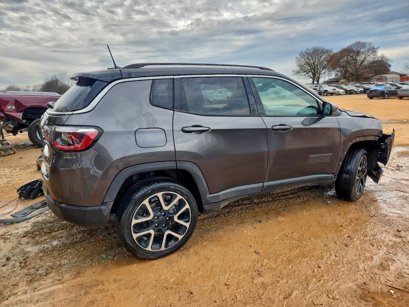 Фото 3 - JEEP COMPASS
