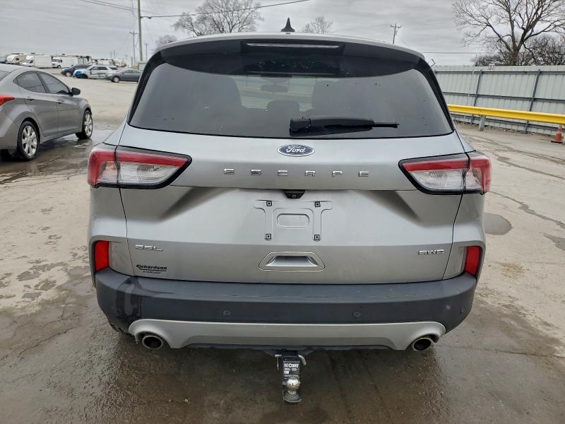 Фото 6 - FORD ESCAPE