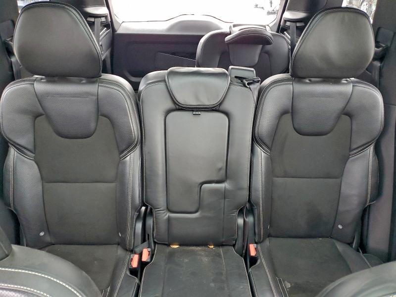 Фото 10 - VOLVO XC90