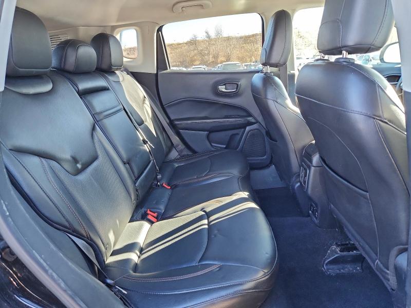 Фото 11 - JEEP COMPASS