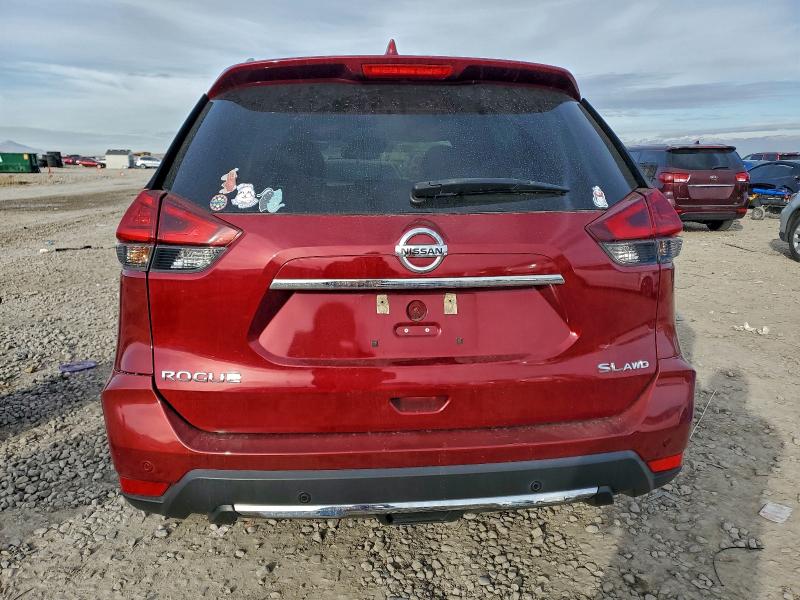 Фото 6 - NISSAN ROGUE