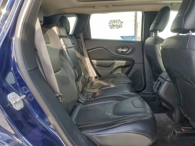 Фото 11 - JEEP GRAND CHER