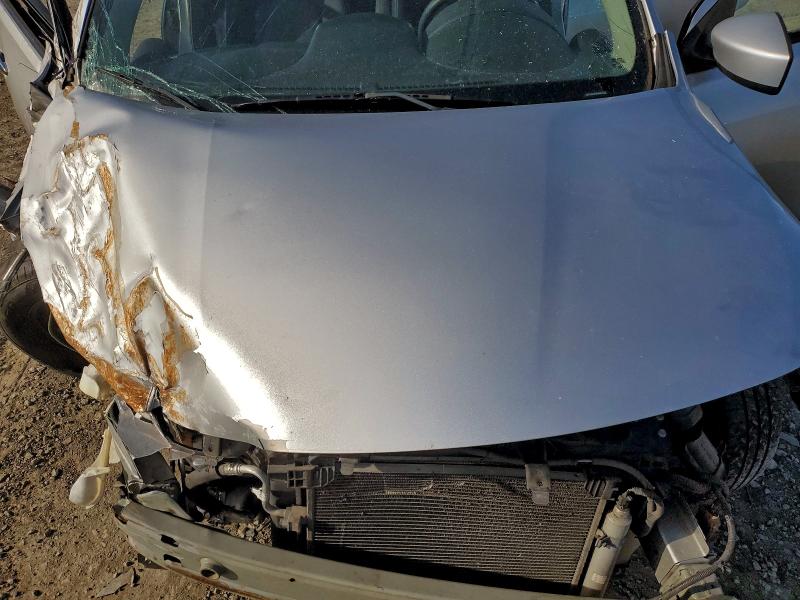 Фото 11 - NISSAN VERSA