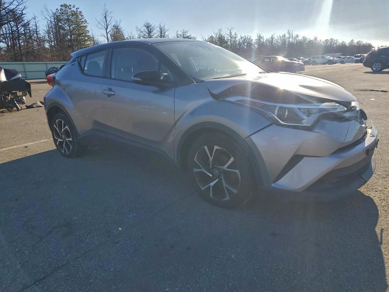 Фото 4 - TOYOTA C-HR