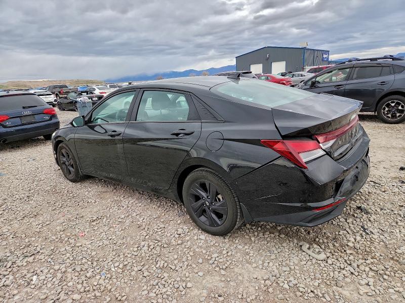 Фото 2 - HYUNDAI ELANTRA