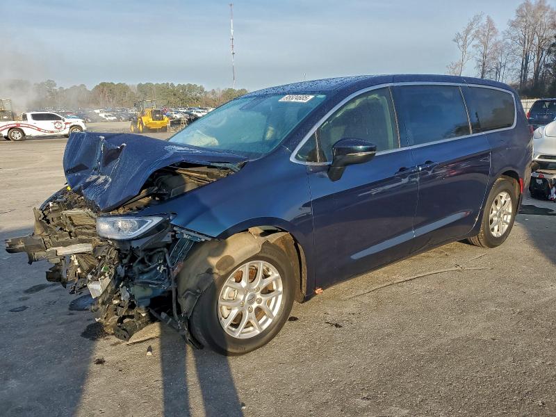 Фото 1 - CHRYSLER PACIFICA