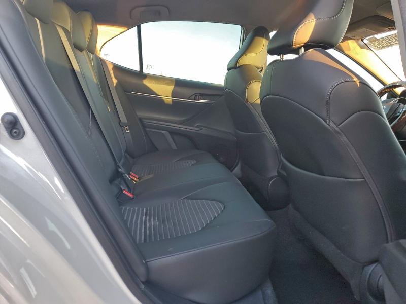 Фото 10 - TOYOTA CAMRY