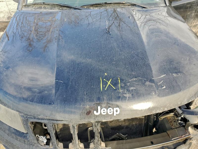 Фото 11 - JEEP COMPASS