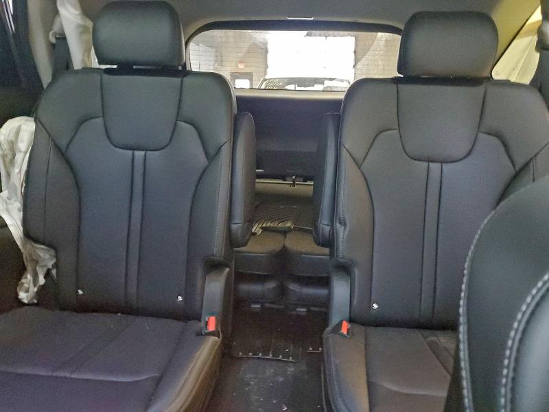 Фото 10 - KIA SORENTO