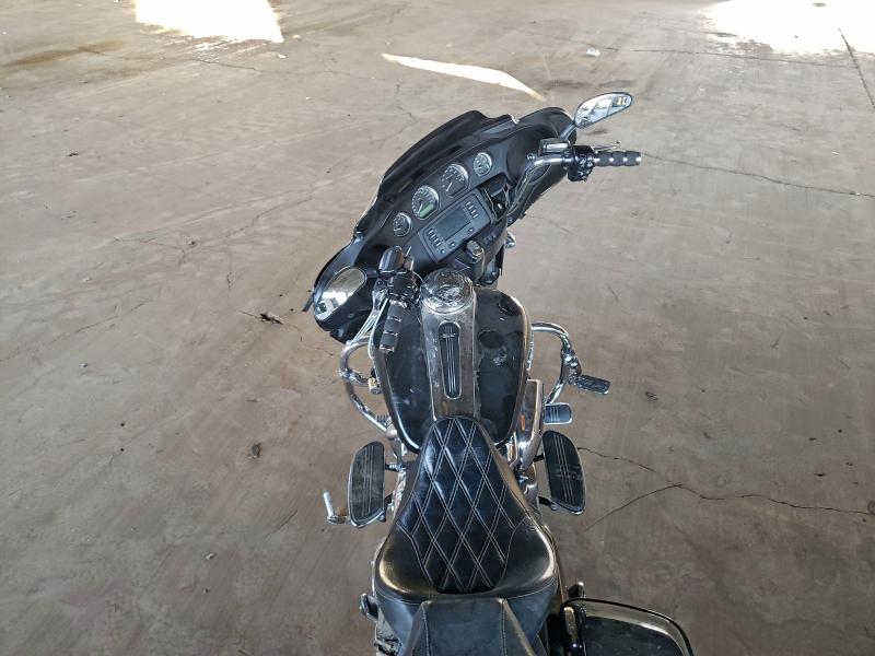 HARLEY-DAVIDSON FL 2019