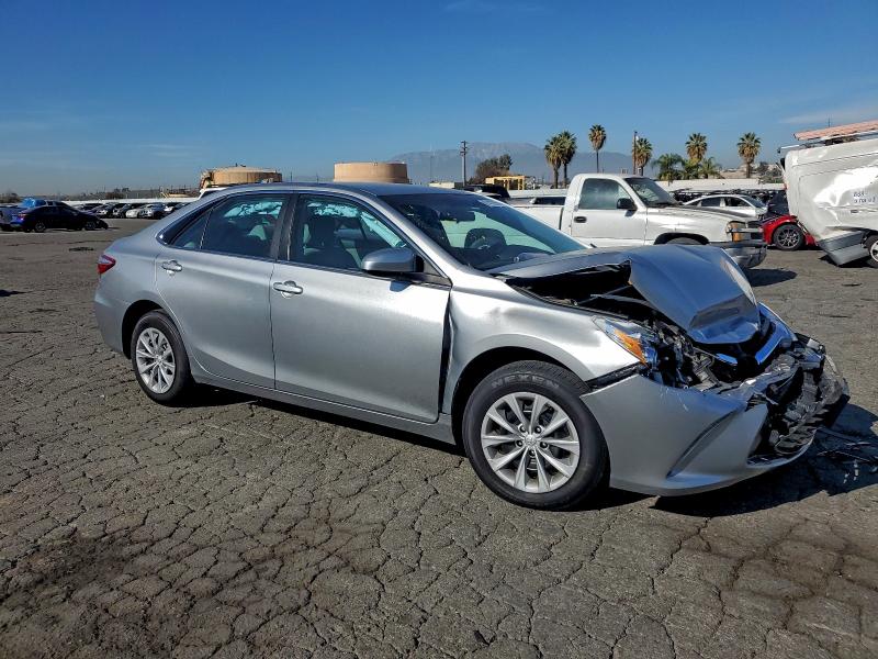 Фото 4 - TOYOTA CAMRY