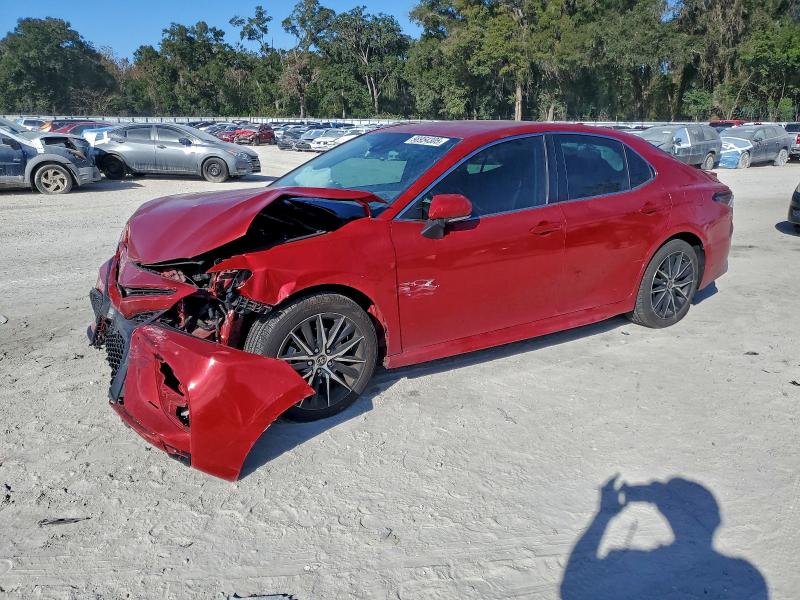 Фото 1 - TOYOTA CAMRY