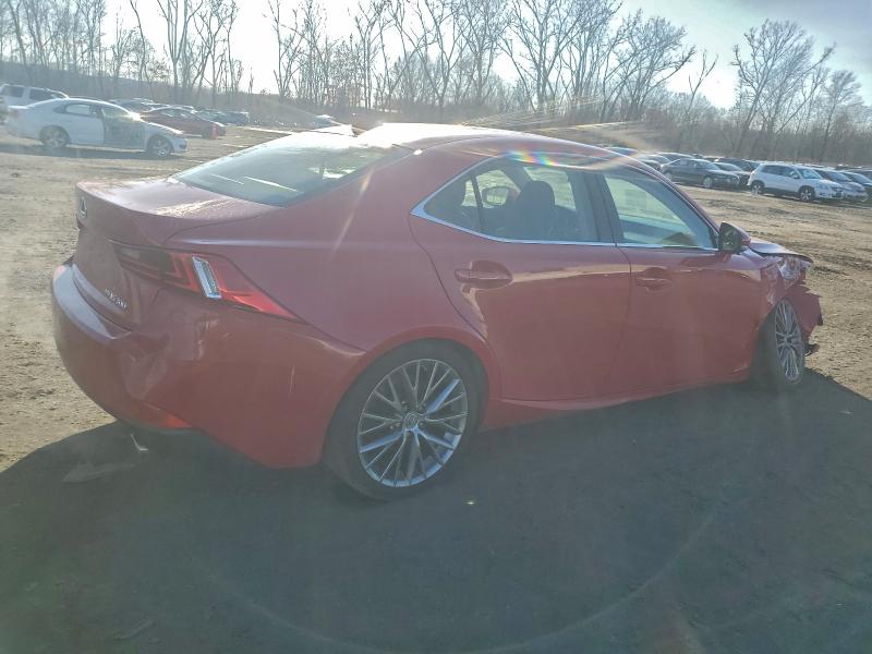 Фото 3 - LEXUS IS