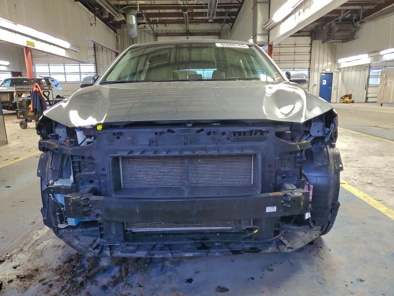 Фото 5 - HYUNDAI KONA