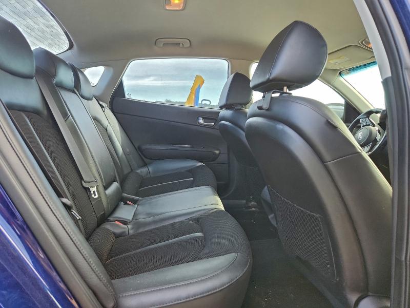 Фото 10 - KIA OPTIMA