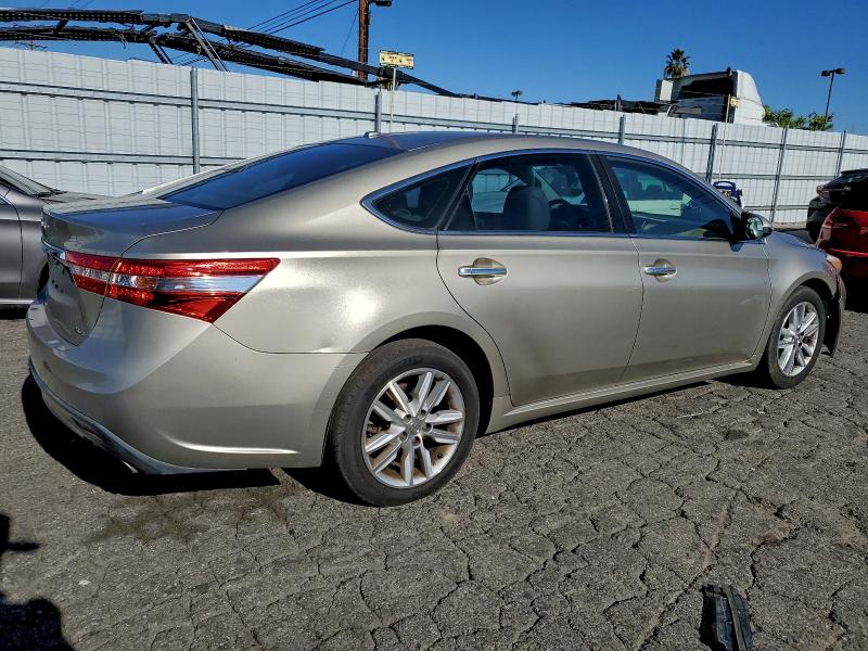 Фото 3 - TOYOTA AVALON