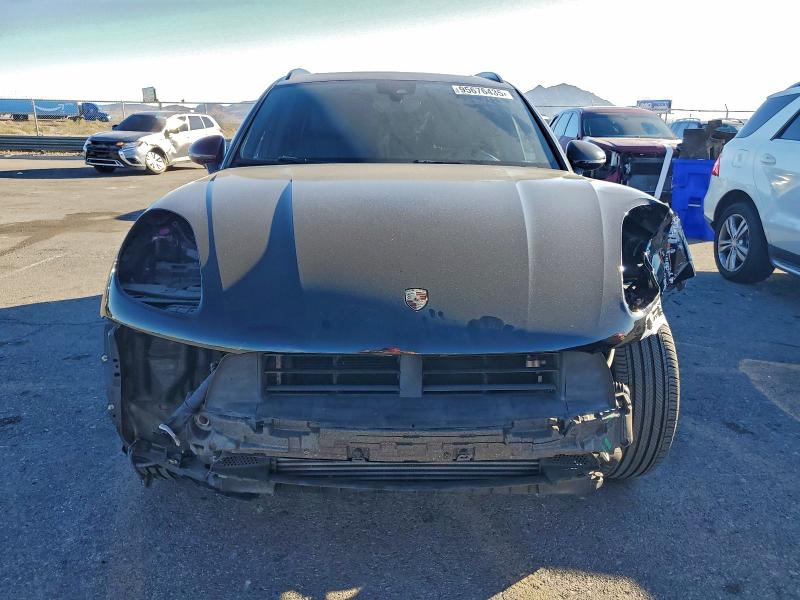 Фото 5 - PORSCHE MACAN