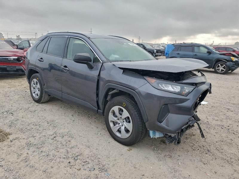 Фото 4 - TOYOTA RAV4