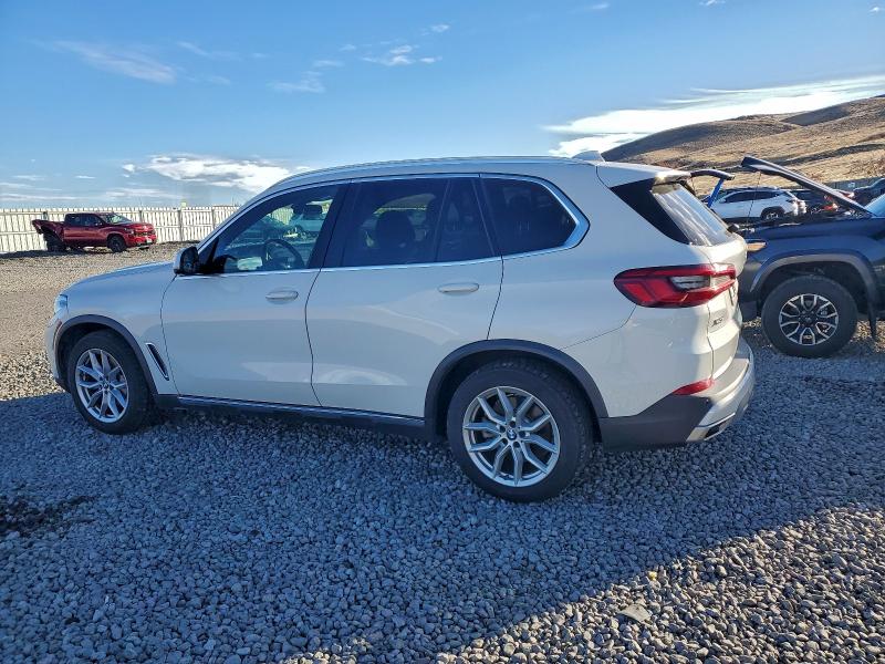 Фото 2 - BMW X5