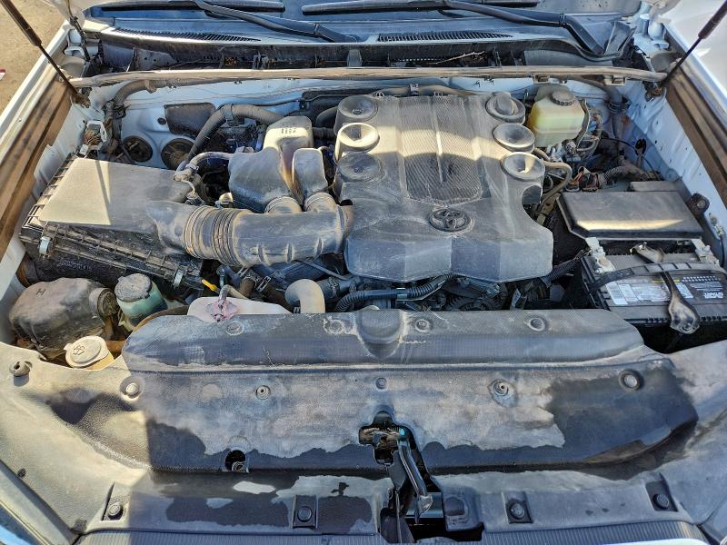 Фото 12 - TOYOTA 4RUNNER