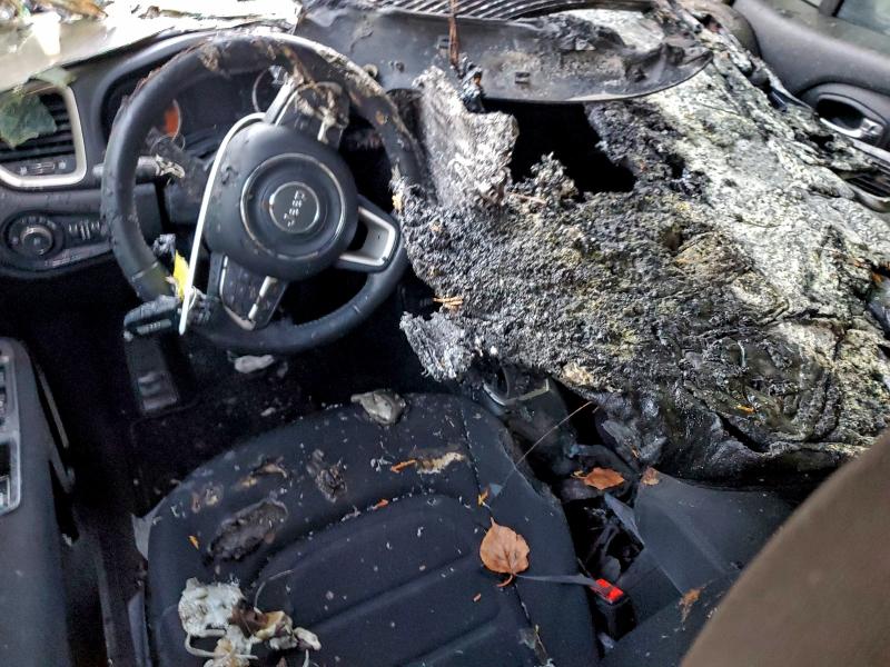 Фото 8 - JEEP RENEGADE