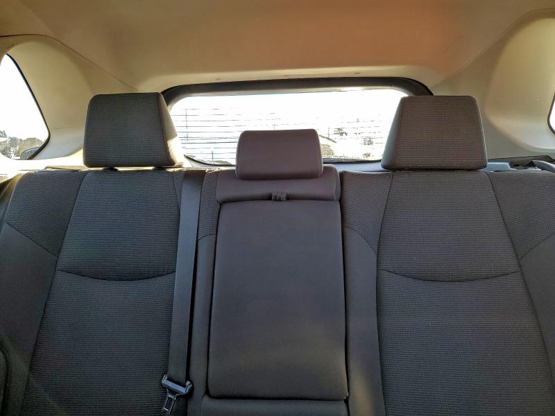 Фото 10 - TOYOTA RAV4