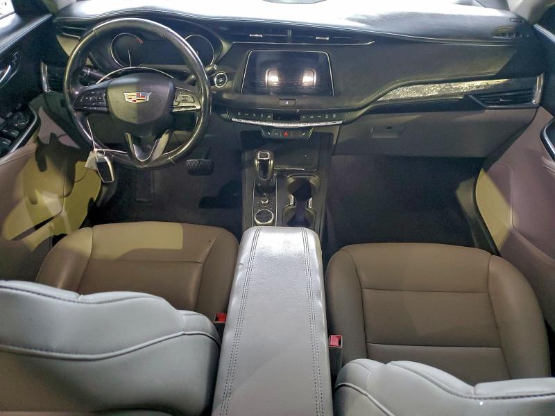 Фото 8 - CADILLAC XT4