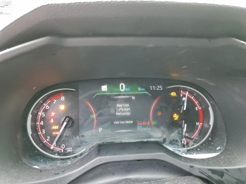 Фото 9 - TOYOTA RAV4