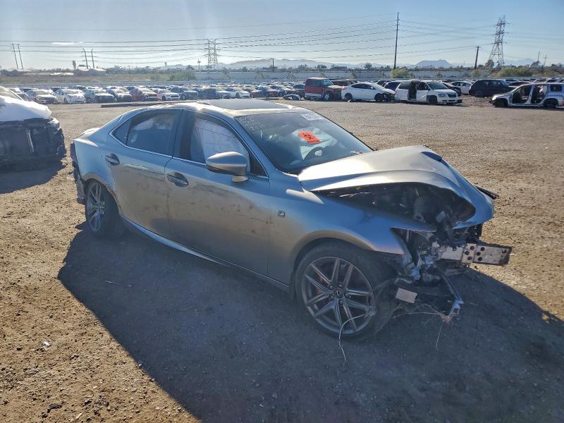 Фото 4 - LEXUS IS