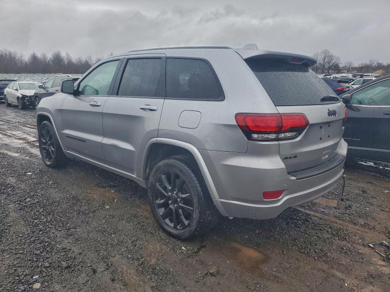 Фото 2 - JEEP GRAND CHER