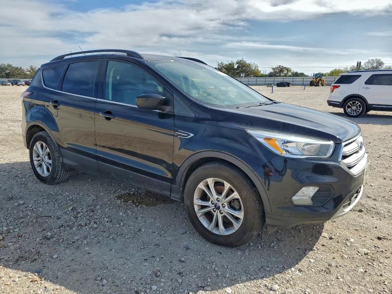 Фото 4 - FORD ESCAPE