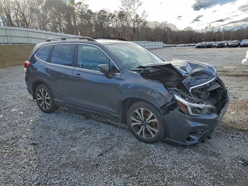 Фото 4 - SUBARU FORESTER