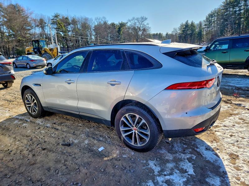 Фото 2 - JAGUAR F-PACE