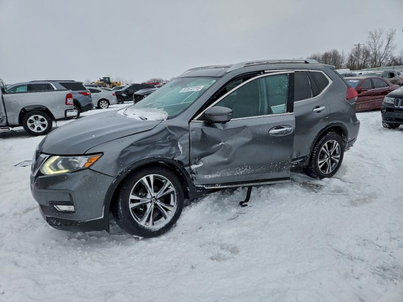 Фото 1 - NISSAN ROGUE