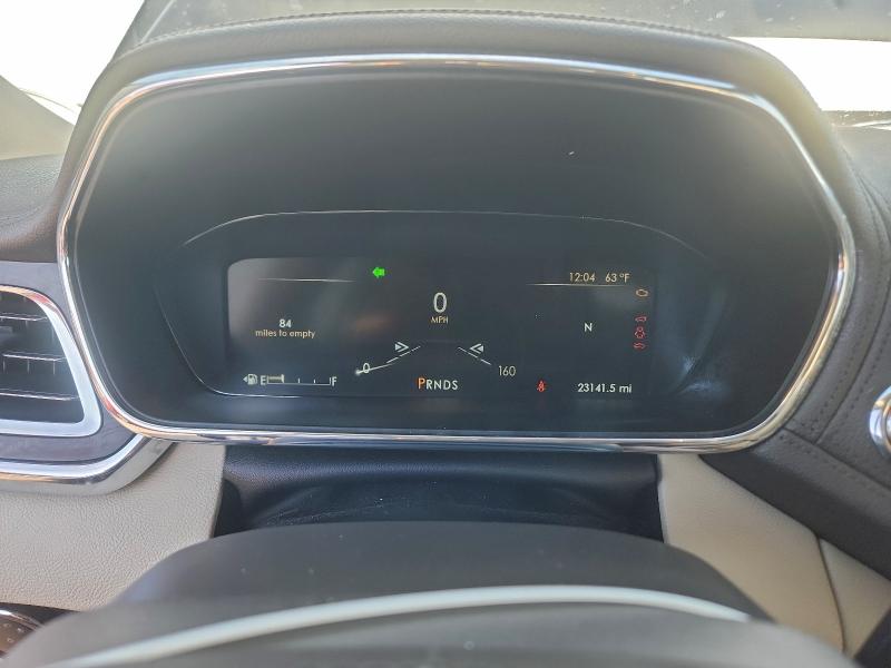 Фото 9 - LINCOLN CONTINENTL