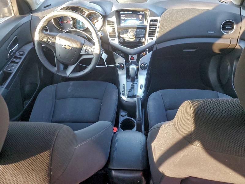 Фото 8 - CHEVROLET CRUZE