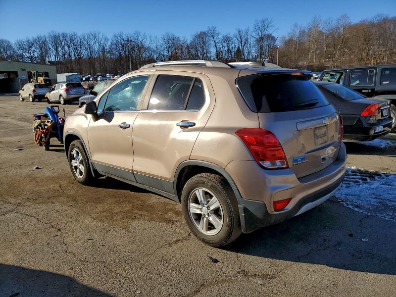 Фото 2 - CHEVROLET TRAX