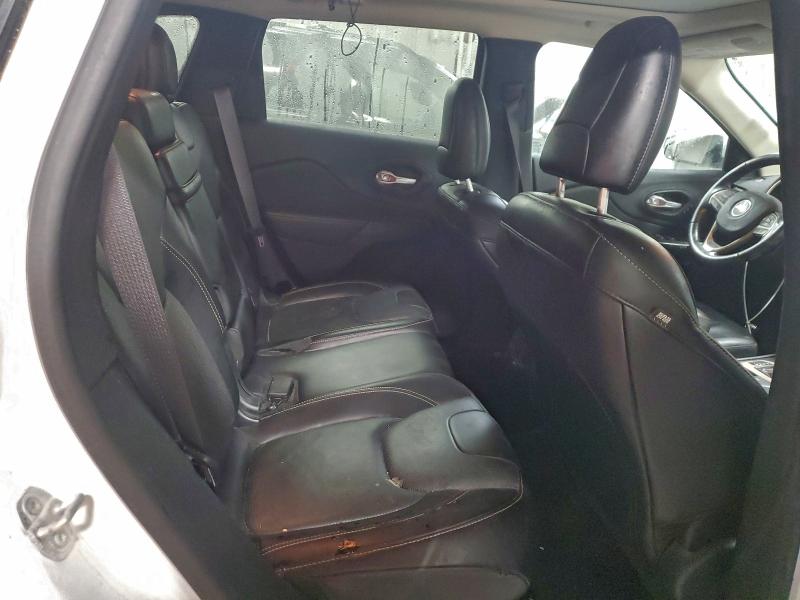 Фото 10 - JEEP GRAND CHER