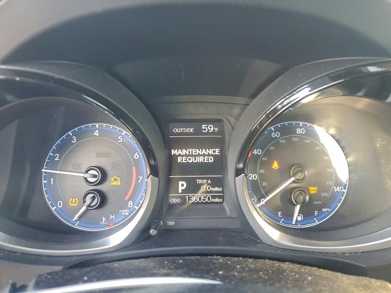 Фото 9 - TOYOTA COROLLA