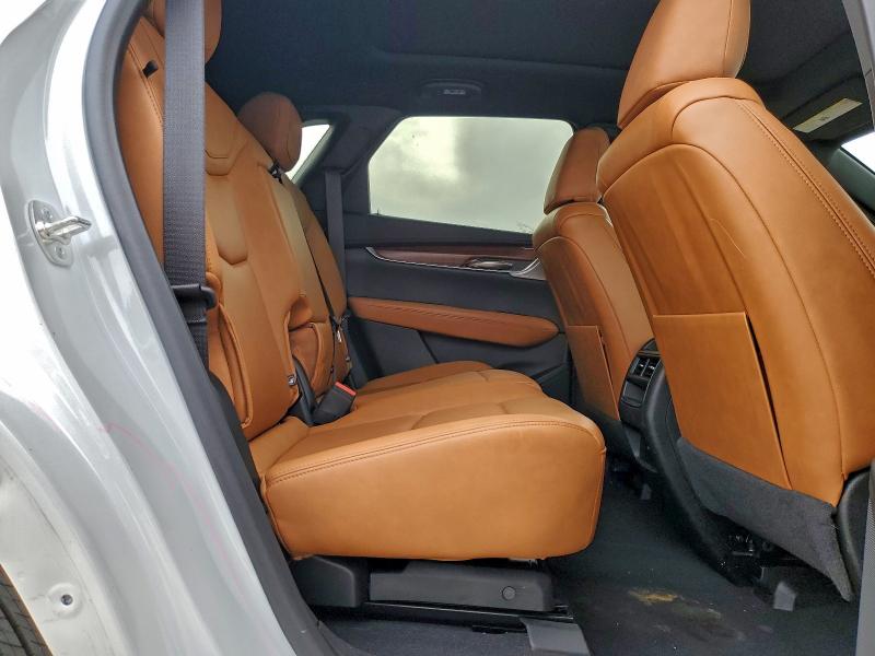 Фото 11 - CADILLAC XT5