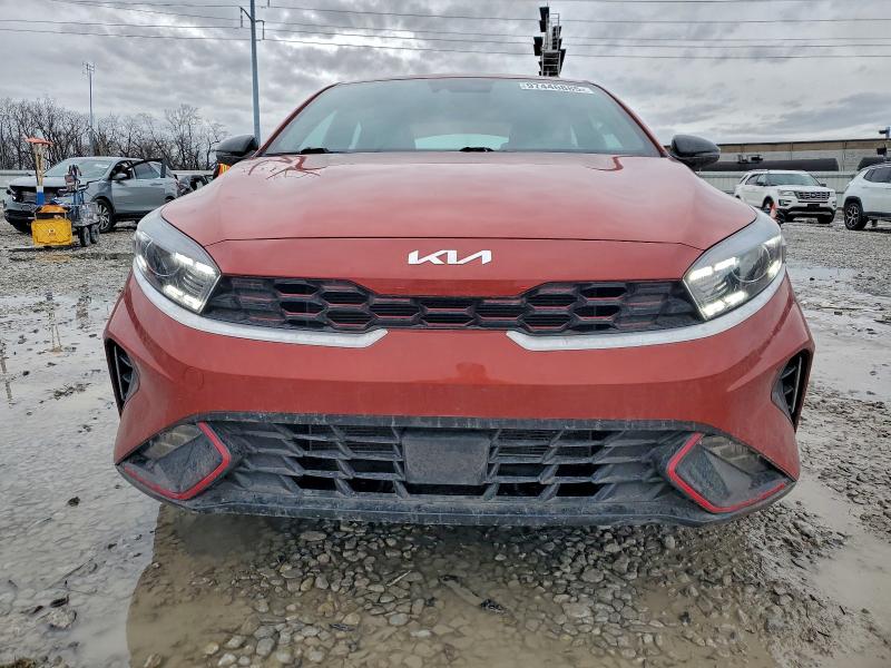 Фото 5 - KIA FORTE