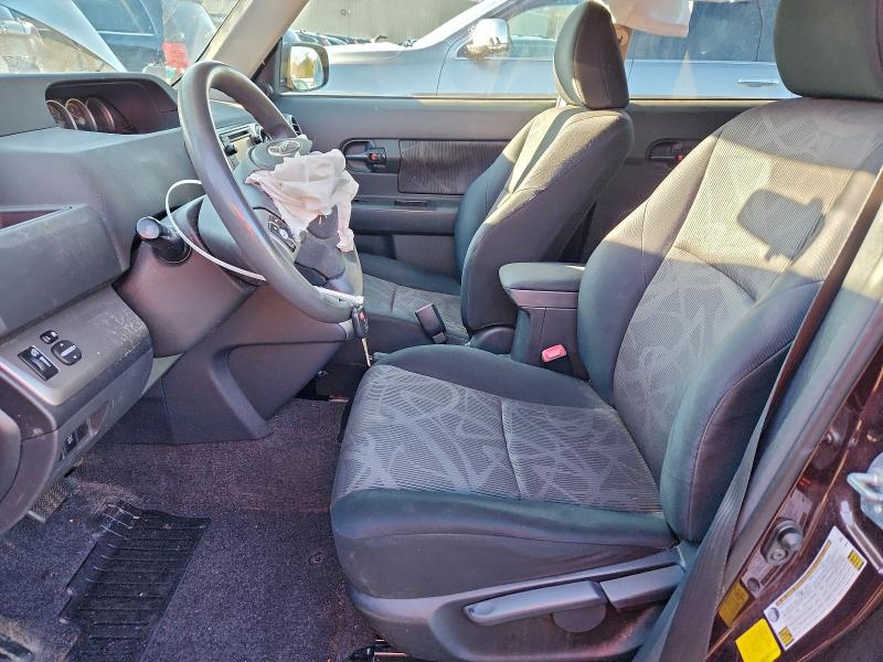 Фото 7 - TOYOTA SCION